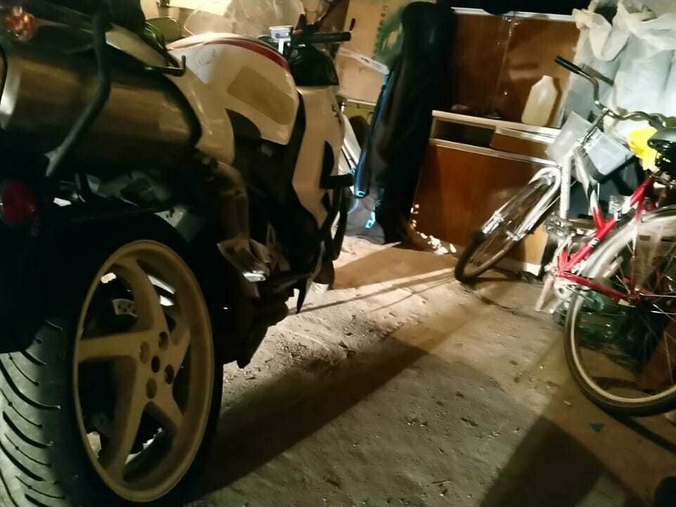 false false - 4 от автора Красный внедорожник в Бортжурнале