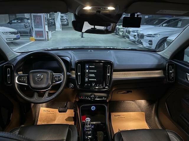 Volvo XC40 - 4 от автора Синий седан в Бортжурнале