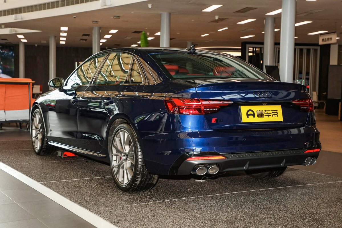 Audi S4 - 2 от автора Александр в Бортжурнале