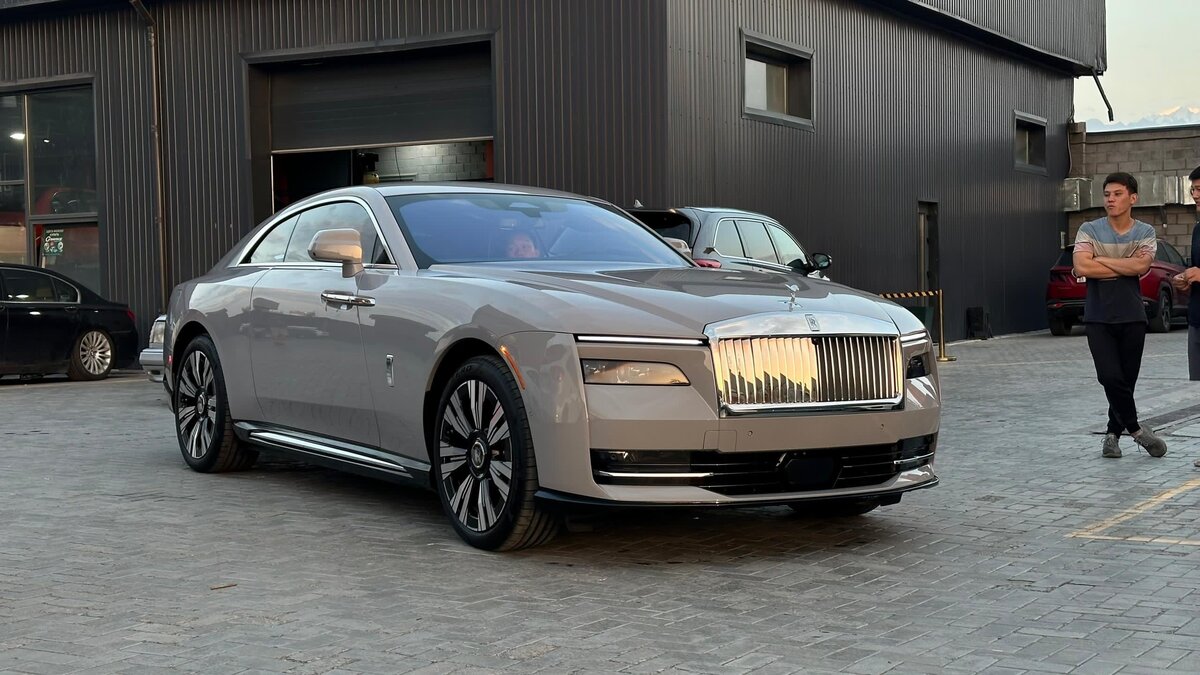 Rolls-Royce Spectre - 1 от автора Ахмад в Бортжурнале