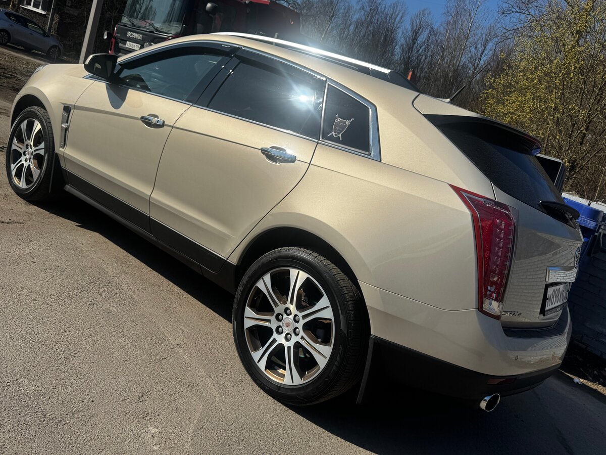Cadillac SRX - 1 от автора Дмитрий в Бортжурнале