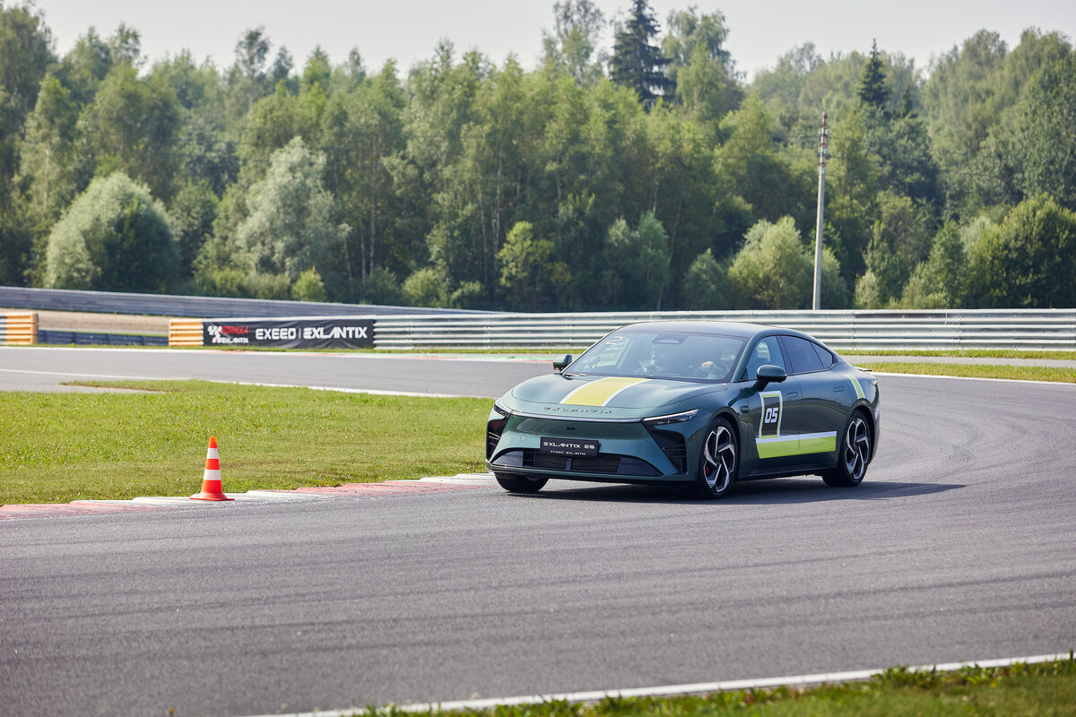 Exeed Exlantix ES - 1 от автора EXEED Автоград Восток в Бортжурнале