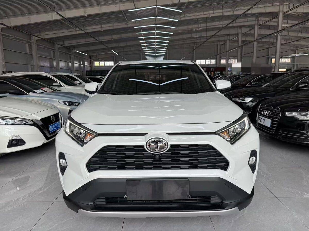 Toyota RAV4 - 1 от автора Евгений в Бортжурнале