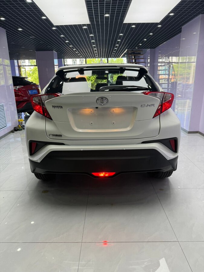 Toyota C-HR - 3 от автора Настя BINGAUTO в Бортжурнале