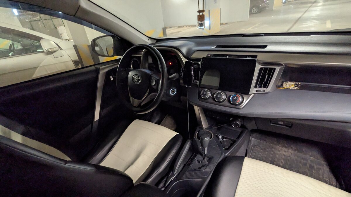 Toyota RAV4 - 2 от автора Андрей Болох в Бортжурнале