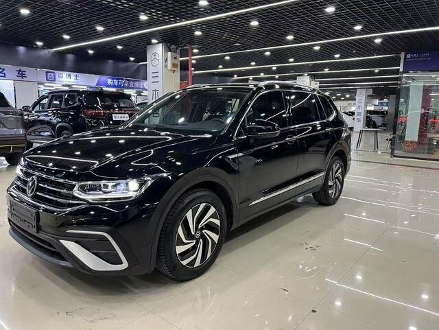 Volkswagen Tiguan - 1 от автора Кирилл в Бортжурнале