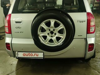 Chery Tiggo (T11) - 6 от автора Красный внедорожник в Бортжурнале