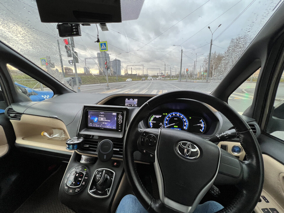Toyota Noah - 8 от автора Valentin в Бортжурнале