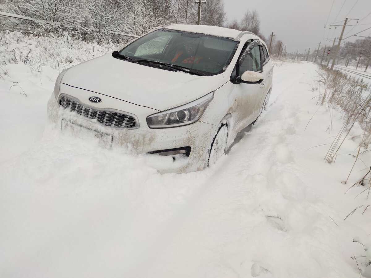 Kia Ceed - 1 от автора Александр в Бортжурнале