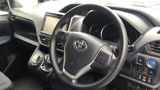 Toyota Noah - 12 от автора Красный внедорожник в Бортжурнале