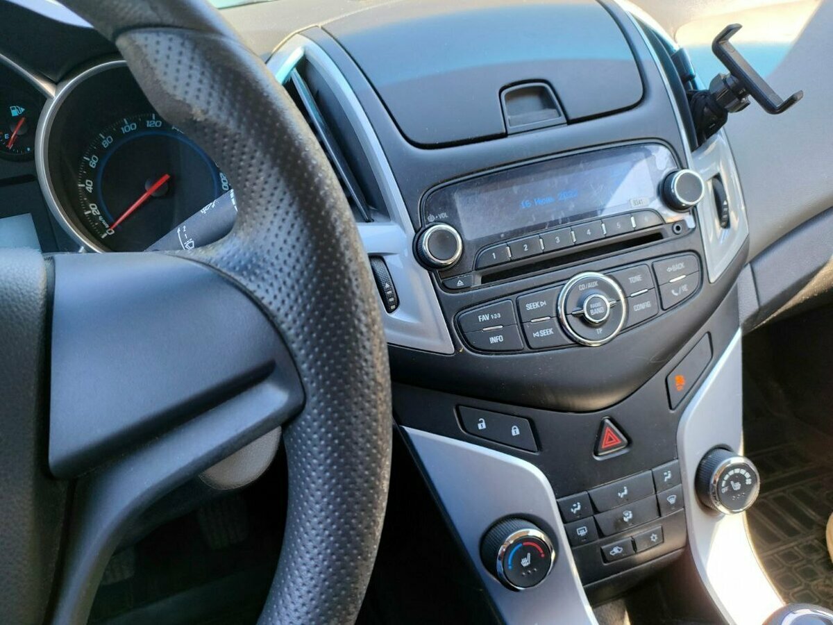 Chevrolet Cruze - 14 от автора отличная машина за свои деньги, недорогое обслуживание, надежный и простой двигатель в Бортжурнале