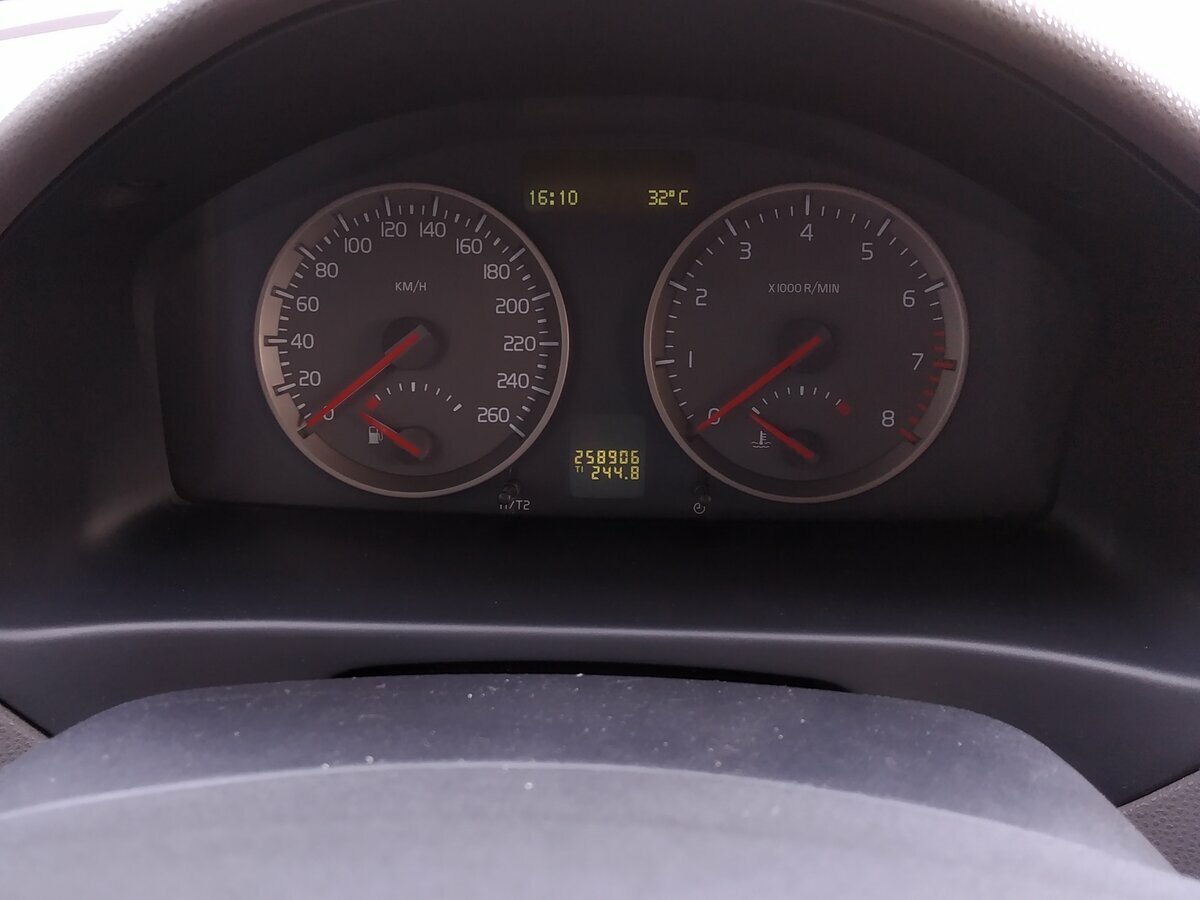 Volvo V50 - 11 от автора Кирилл в Бортжурнале
