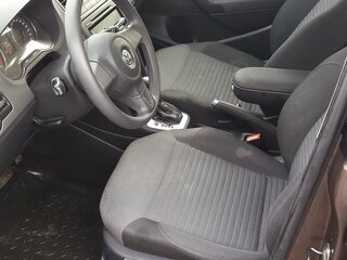 Volkswagen Polo - 5 от автора Синий лимузин в Бортжурнале