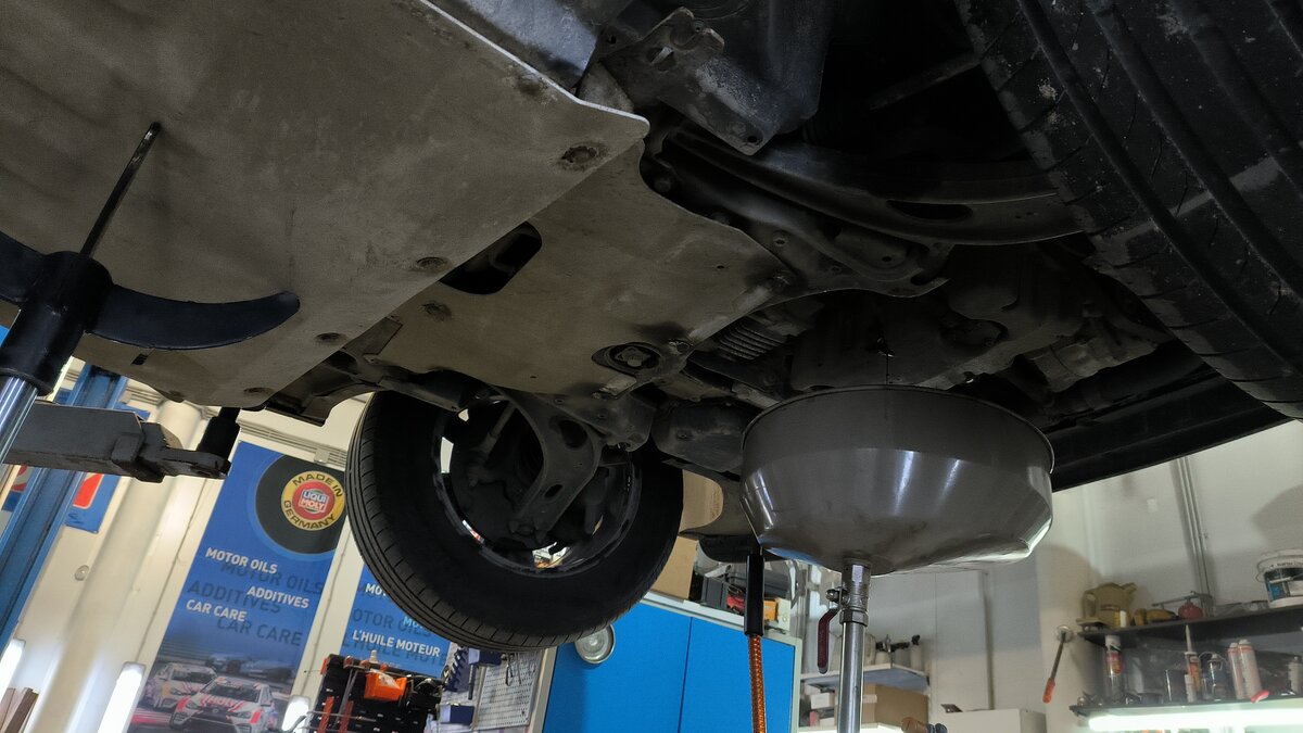 Volkswagen Teramont - 3 от автора Чёрный хэтчбек в Бортжурнале