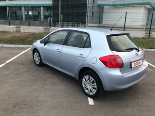 Toyota Auris - 1 от автора Коричневый седан в Бортжурнале