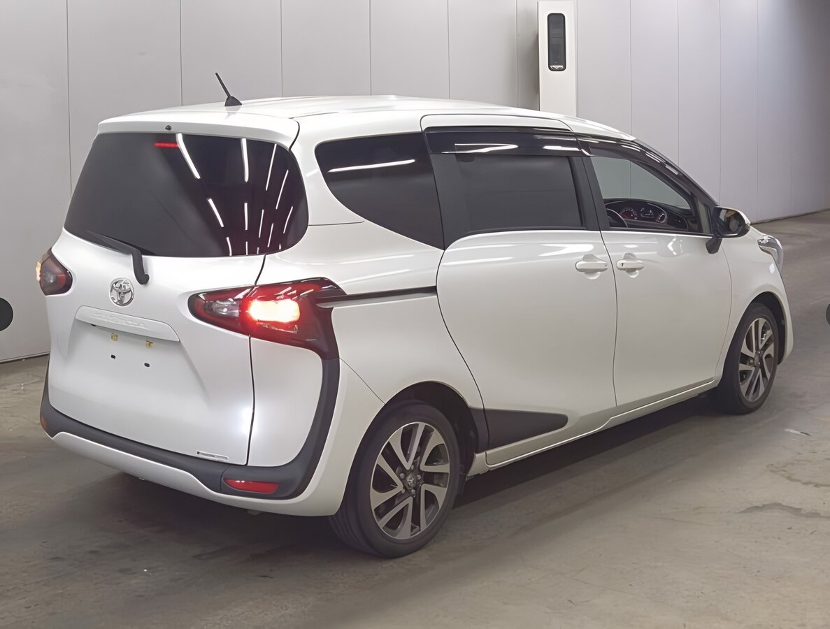 Toyota Sienta - 3 от автора Япония Транзит в Бортжурнале