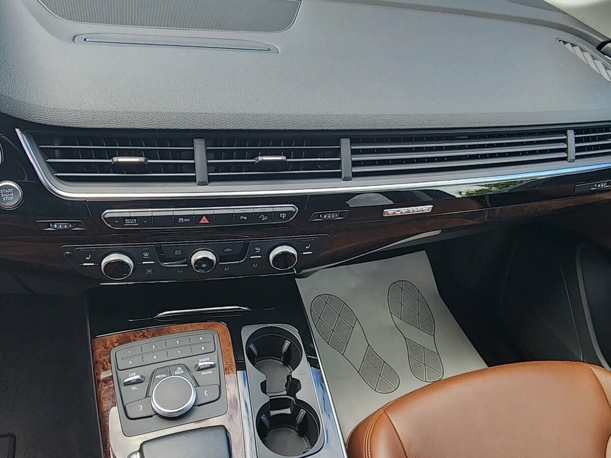 Audi Q7 - 9 от автора Андрей в Бортжурнале