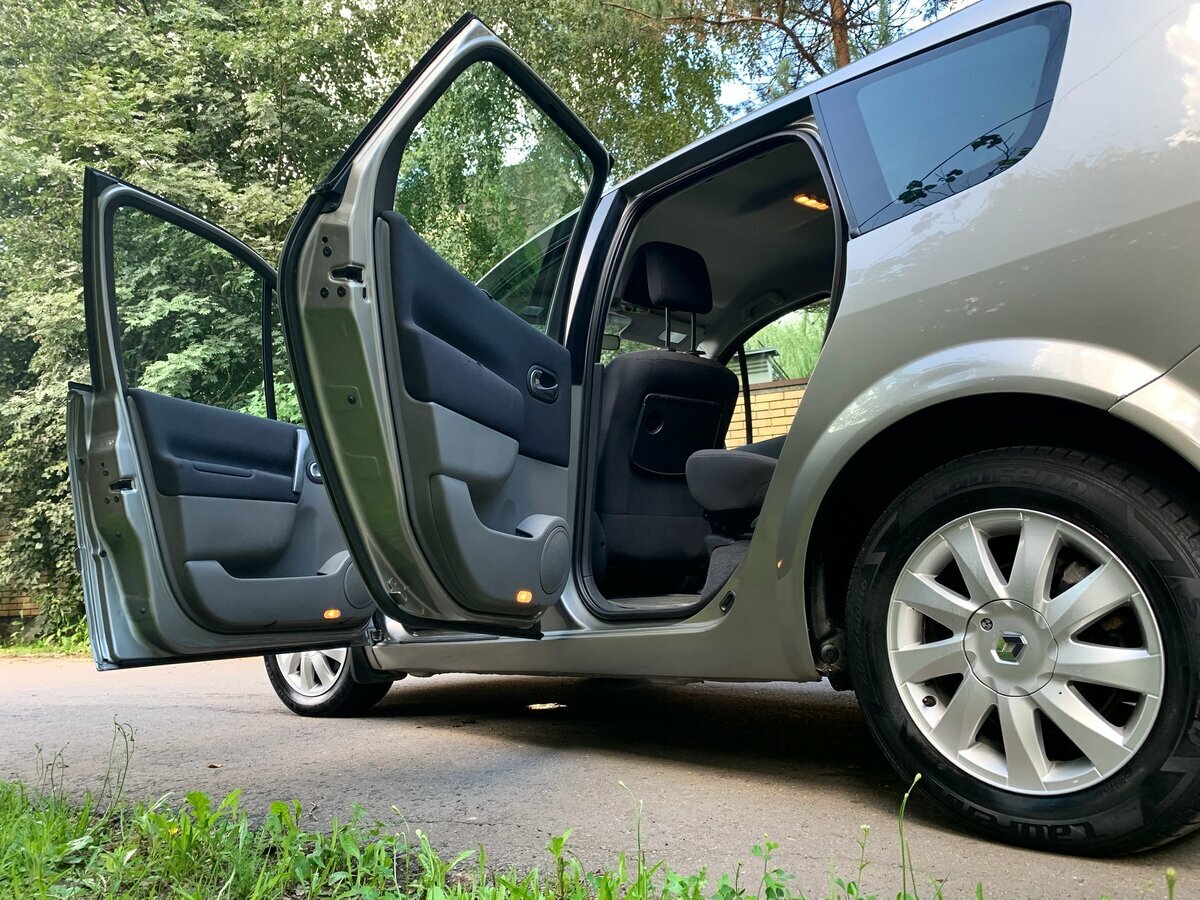Renault Scenic - 16 от автора Алексей в Бортжурнале