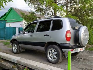 Chevrolet Niva - 4 от автора Чёрный минивэн в Бортжурнале
