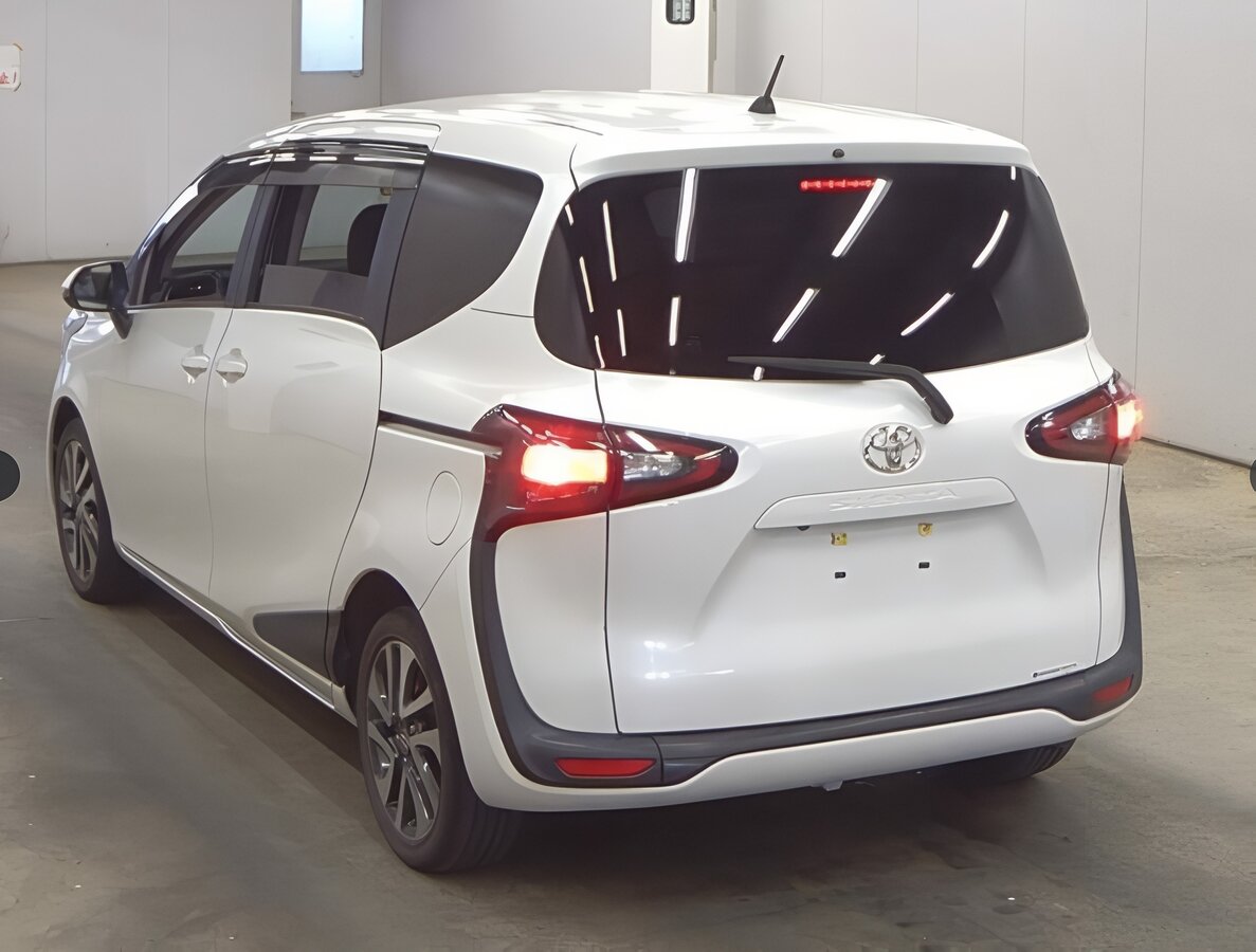 Toyota Sienta - 4 от автора Япония Транзит в Бортжурнале