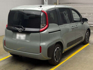 Toyota Sienta - 2 от автора Шер в Бортжурнале
