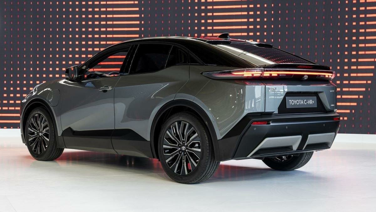 Toyota undefined - 2 от автора AJM в Бортжурнале