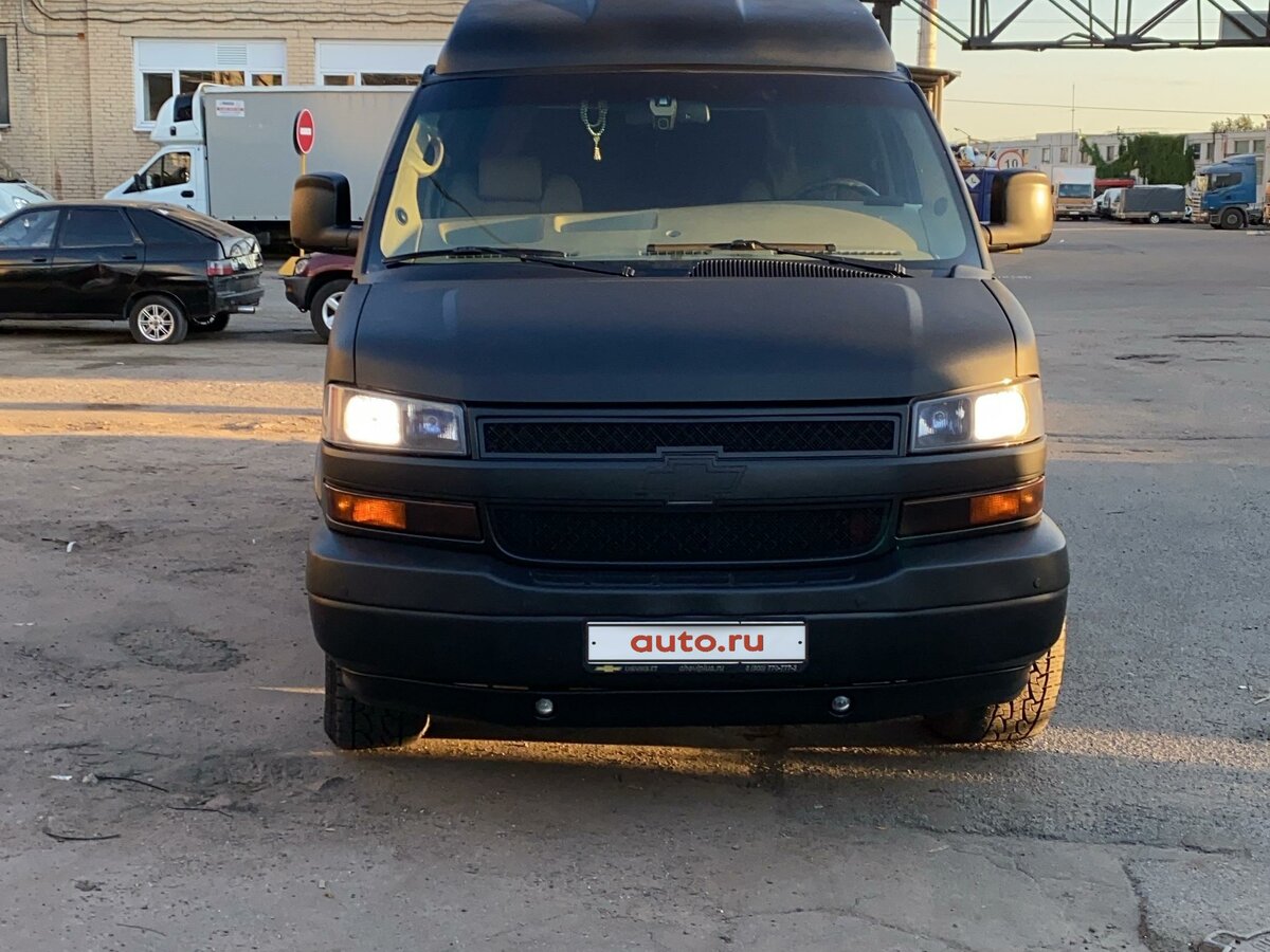 Black chevy express best sale van