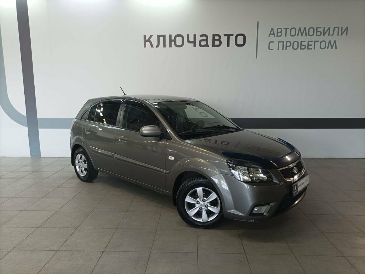 Купить б/у Kia Rio II Рестайлинг 1.4 MT (95 л.с.) бензин механика в ...