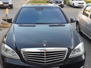 2006 Mercedes-Benz S-Класс 500 Long V (W221), чёрный, 2350000 рублей, вид 1