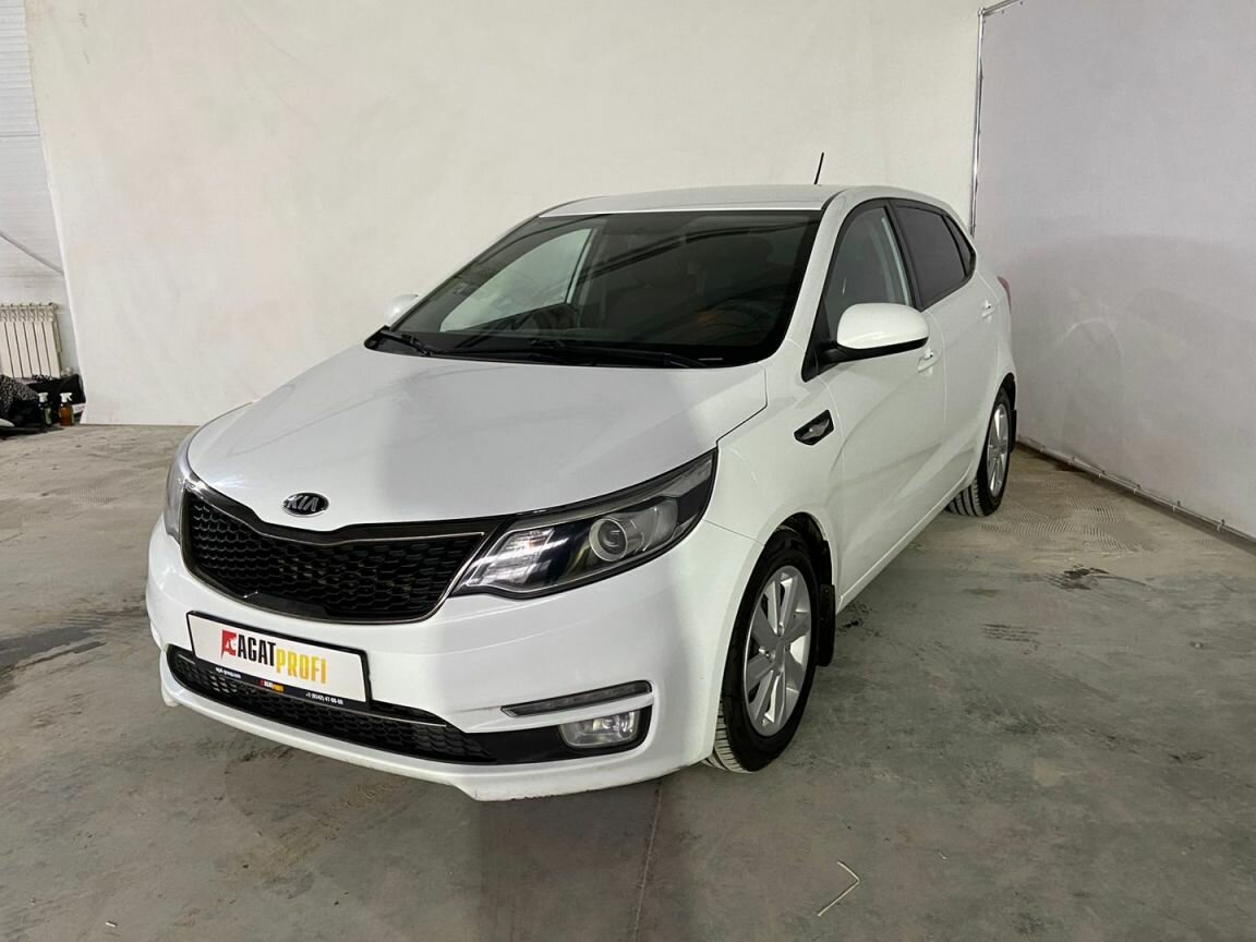 Купить б/у Kia Rio III Рестайлинг 1.6 AT (123 л.с.) бензин автомат в ...