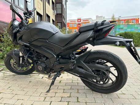 Bajaj Dominar 400 6 naked bike 2019 325 000