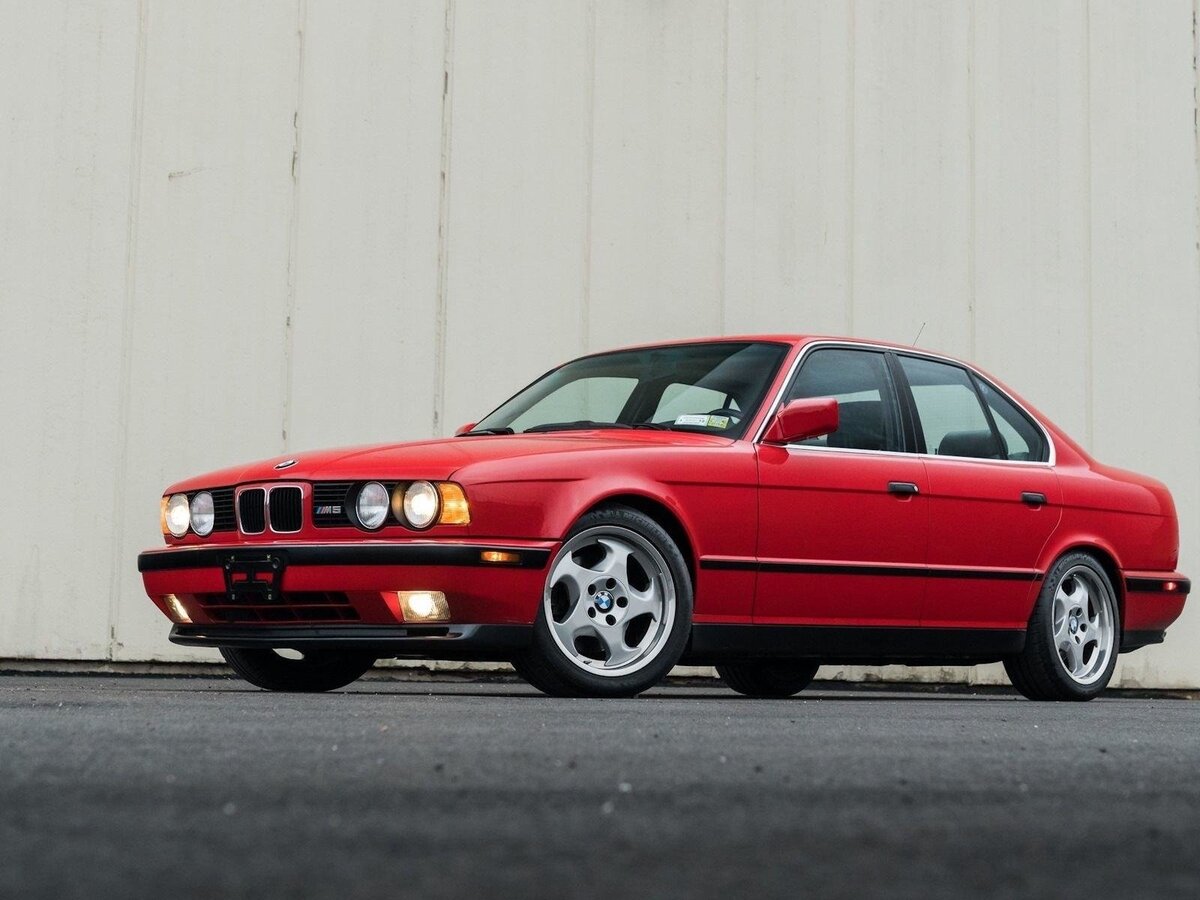 Купить б/у BMW 5 серии III (E34) 520i 2.0 AT (150 л.с.) бензин автомат ...