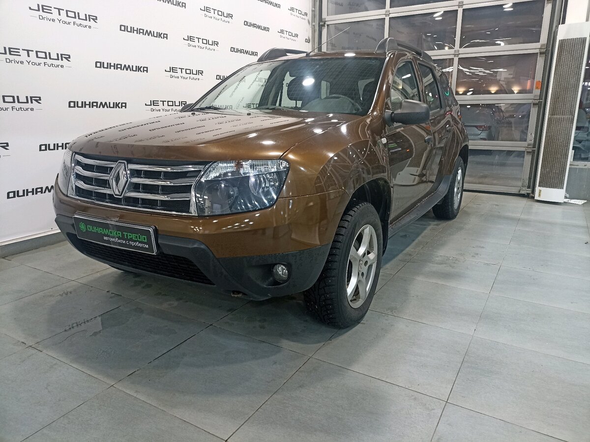 Купить б/у Renault Duster I 1.6 MT (102 л.с.) 4WD бензин механика в ...