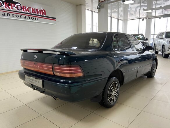 1992 Toyota Camry V30, зелёный - вид 7