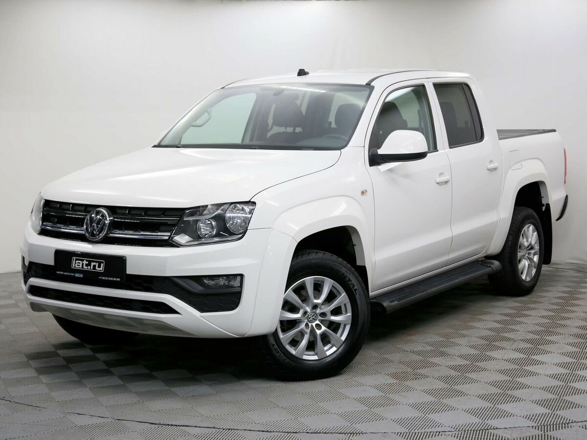VW Amarok 2020 сзади