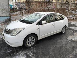 2008 Toyota Prius II Рестайлинг (XW20), белый, 950000 рублей, вид 1