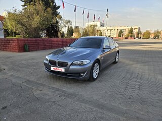 2013 BMW 5 серии 520i VI (F10/F11/F07) Рестайлинг, серый, 1175000 рублей, вид 1