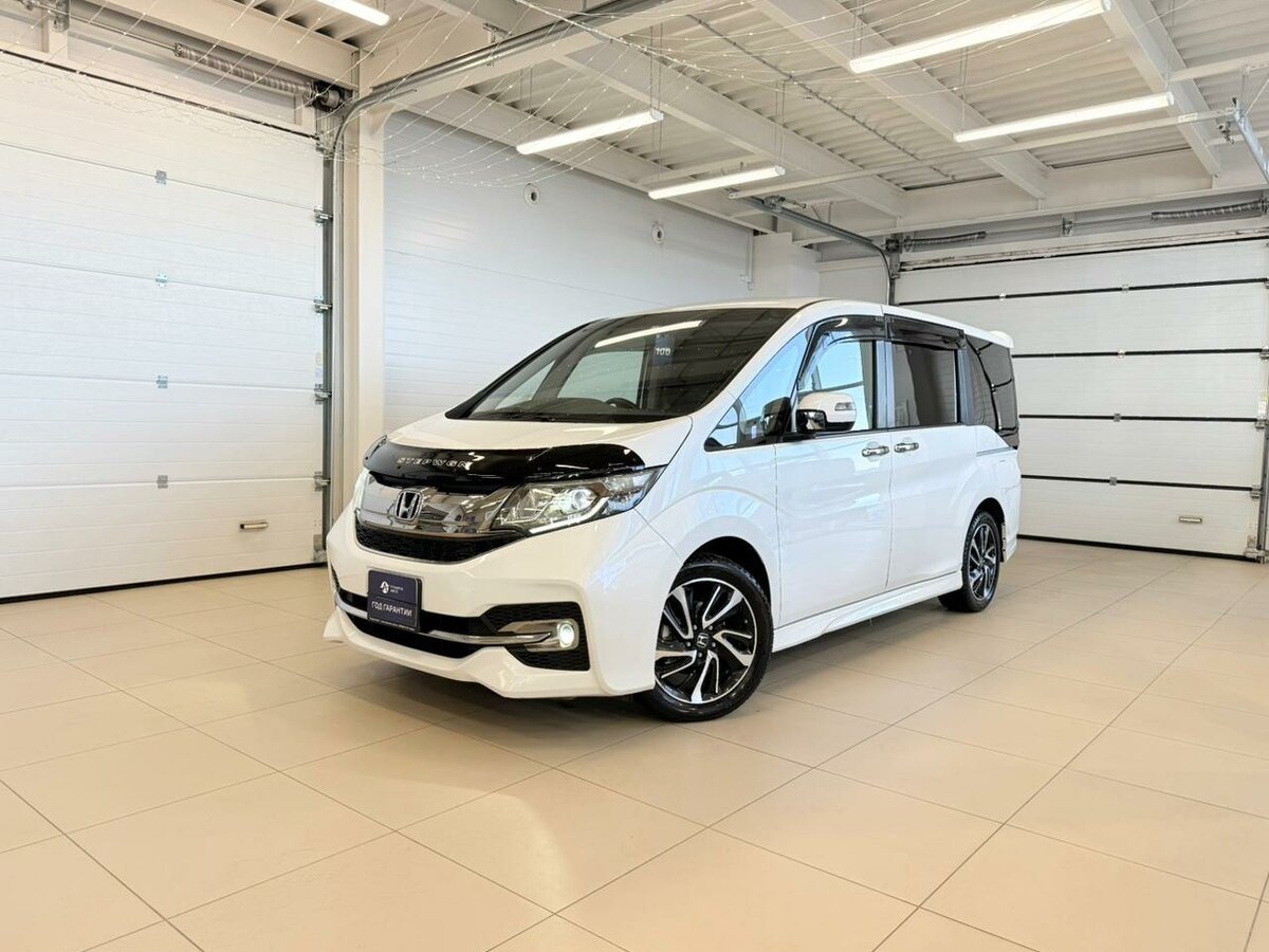 Honda Stepwgn Spada V