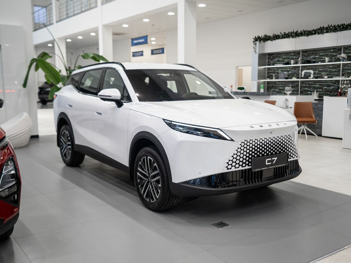 Omoda C7