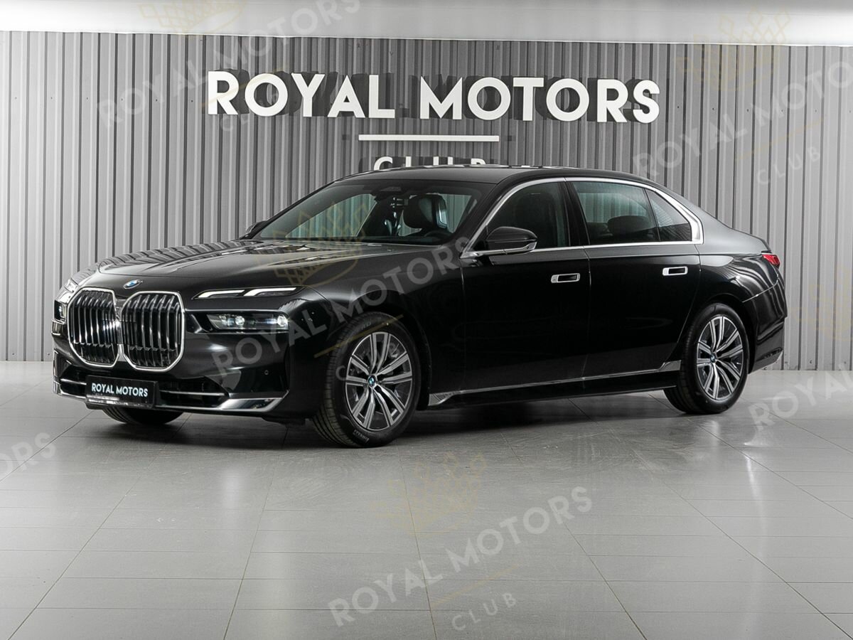 BMW 7 серии VII (G70)