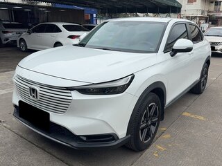 2022 Honda Vezel II, белый, 1655000 рублей, вид 1