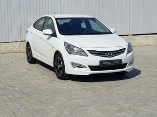 2016 Hyundai Solaris I Рестайлинг, белый, 845000 рублей, вид 1