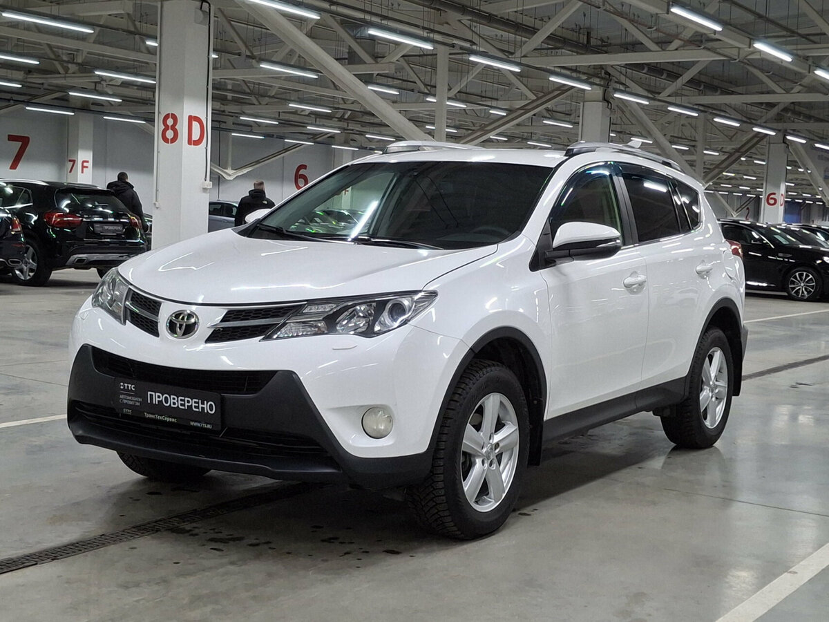 Toyota RAV4 IV (XA40)