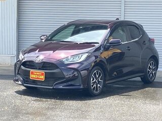 2023 Toyota Yaris IV, фиолетовый, 1180060 рублей, вид 1
