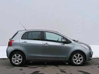 2007 Toyota Yaris Multimode II, серый, 560000 рублей, вид 4