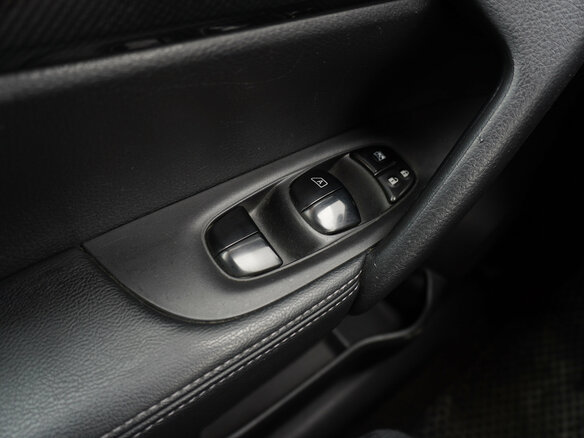 2015 Nissan X-Trail III, серебристый, 1680000 рублей - вид 16