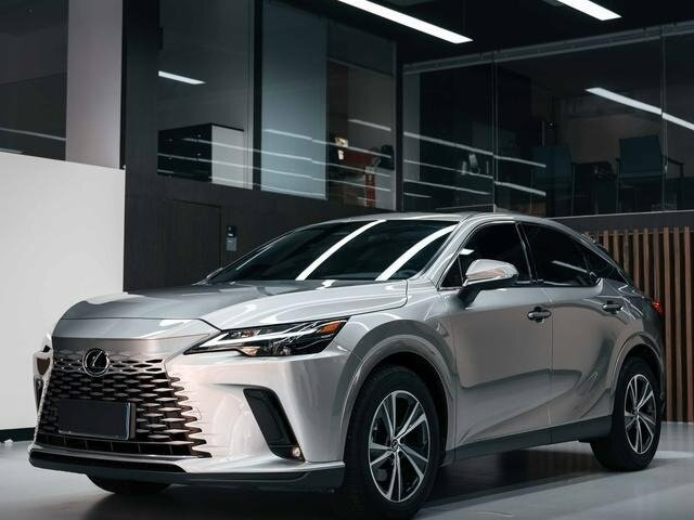 Lexus RX V