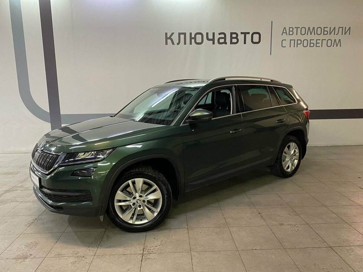 Купить б/у Skoda Kodiaq I 2.0 AMT (180 л.с.) 4WD бензин робот в Омске ...