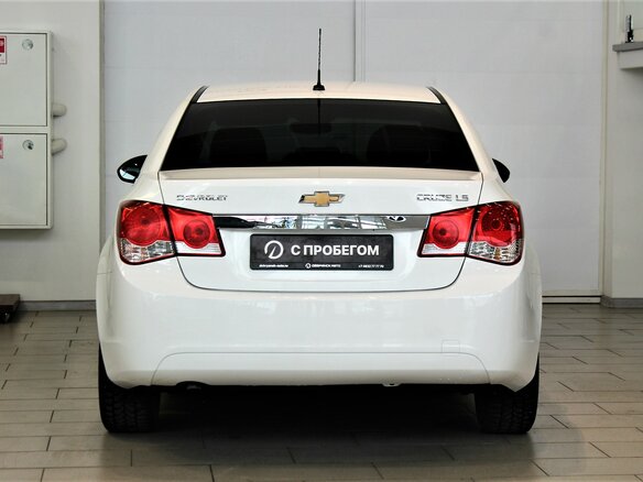 2011 Chevrolet Cruze I, белый - вид 4