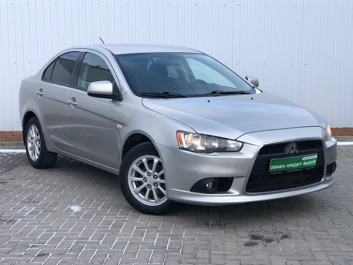 Dodge Lancer 2012